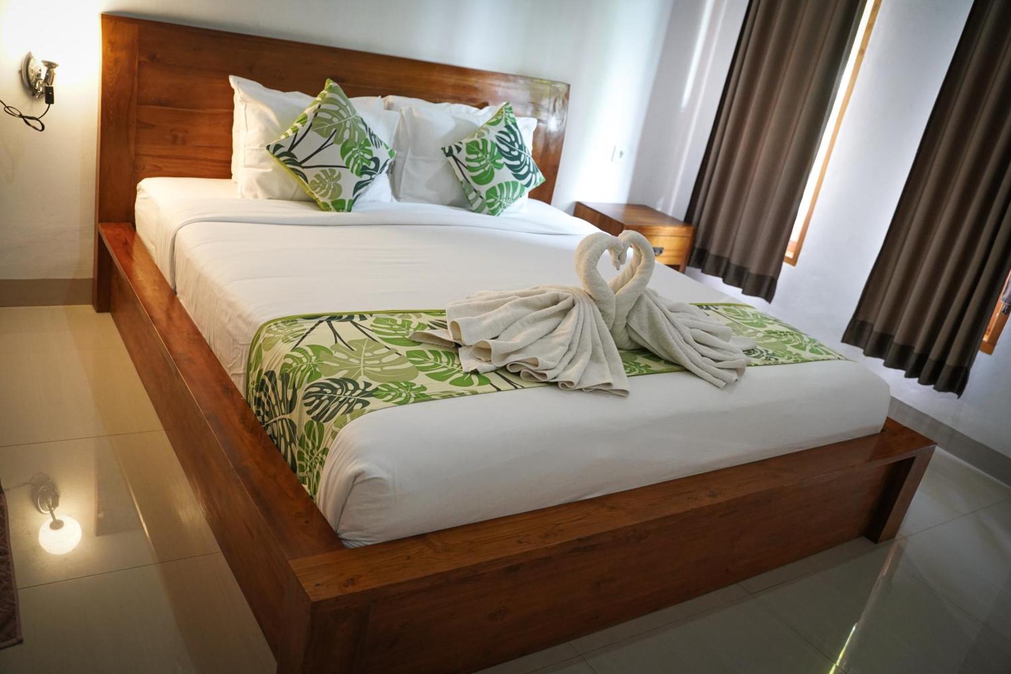 Wahyu Masari Homestay Sakti Buitenkant foto